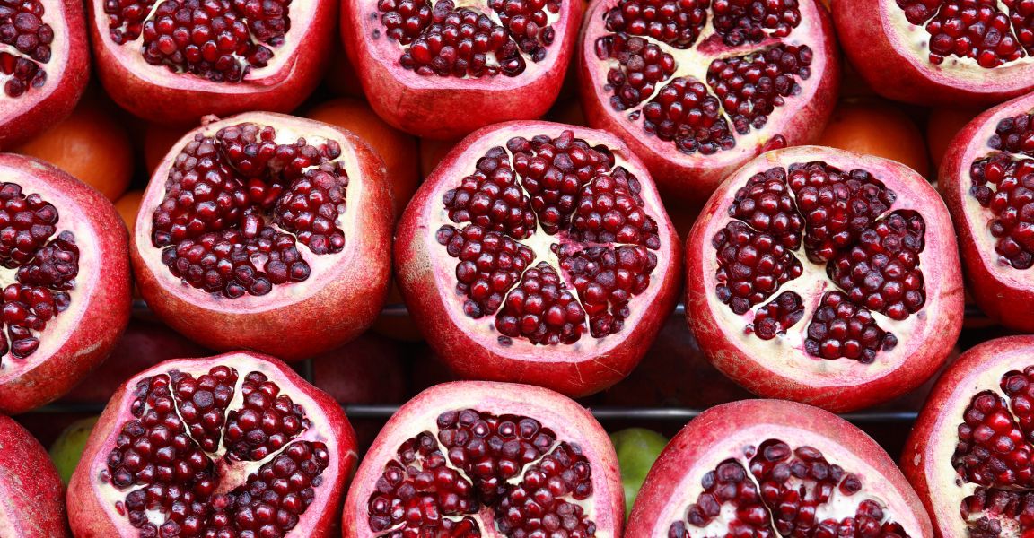3 Seasonal Winter Fruits You Can Use on Your Menu